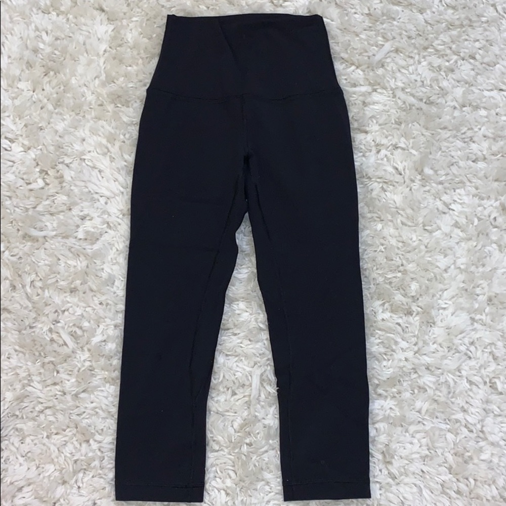 Lululemon Women’s Black Align Crop Leggings - Picture 2 of 6